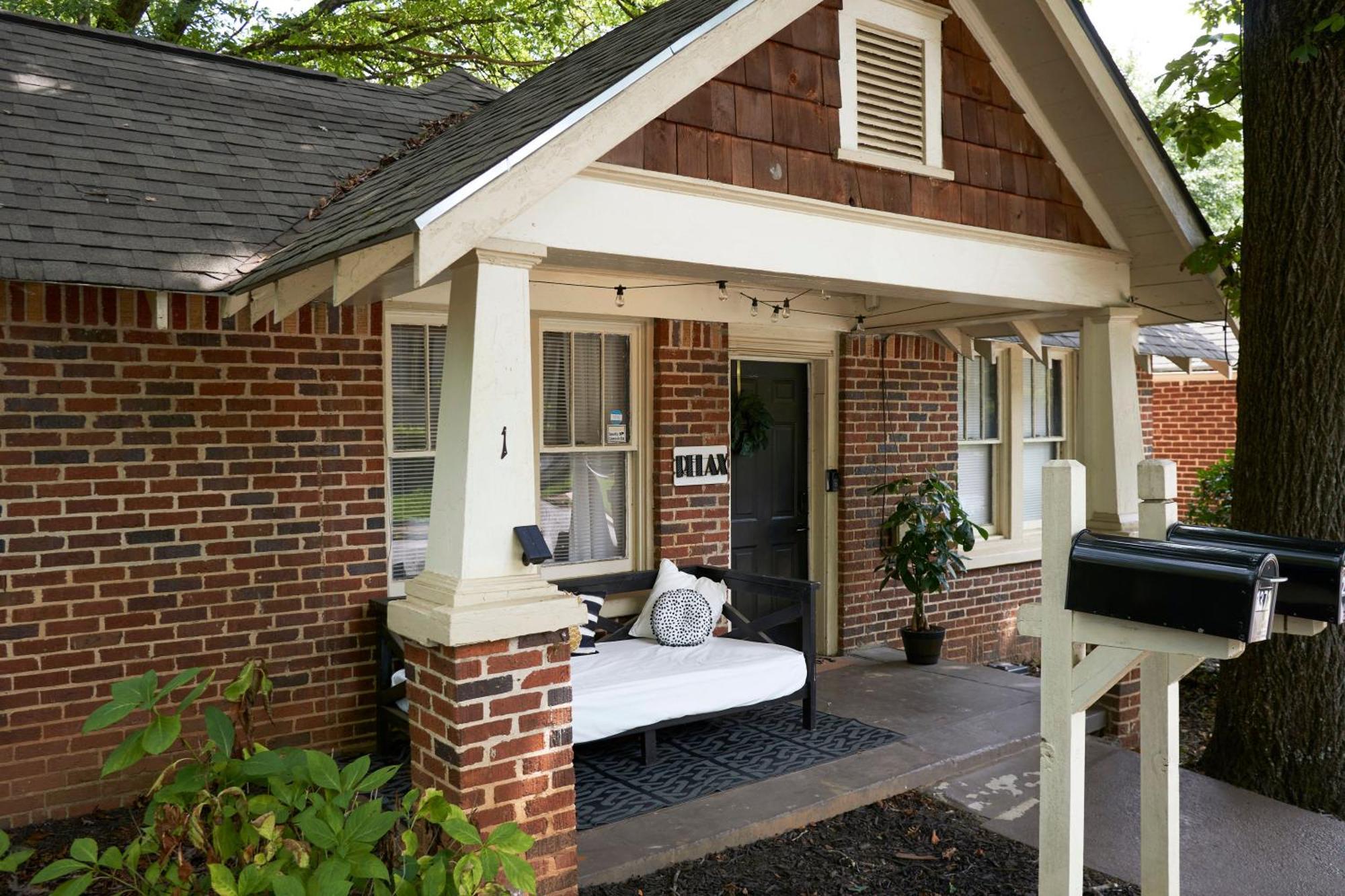 Cozy Atl Getaway - 5 Min From Airport & Downtown Villa Atlanta Exteriör bild
