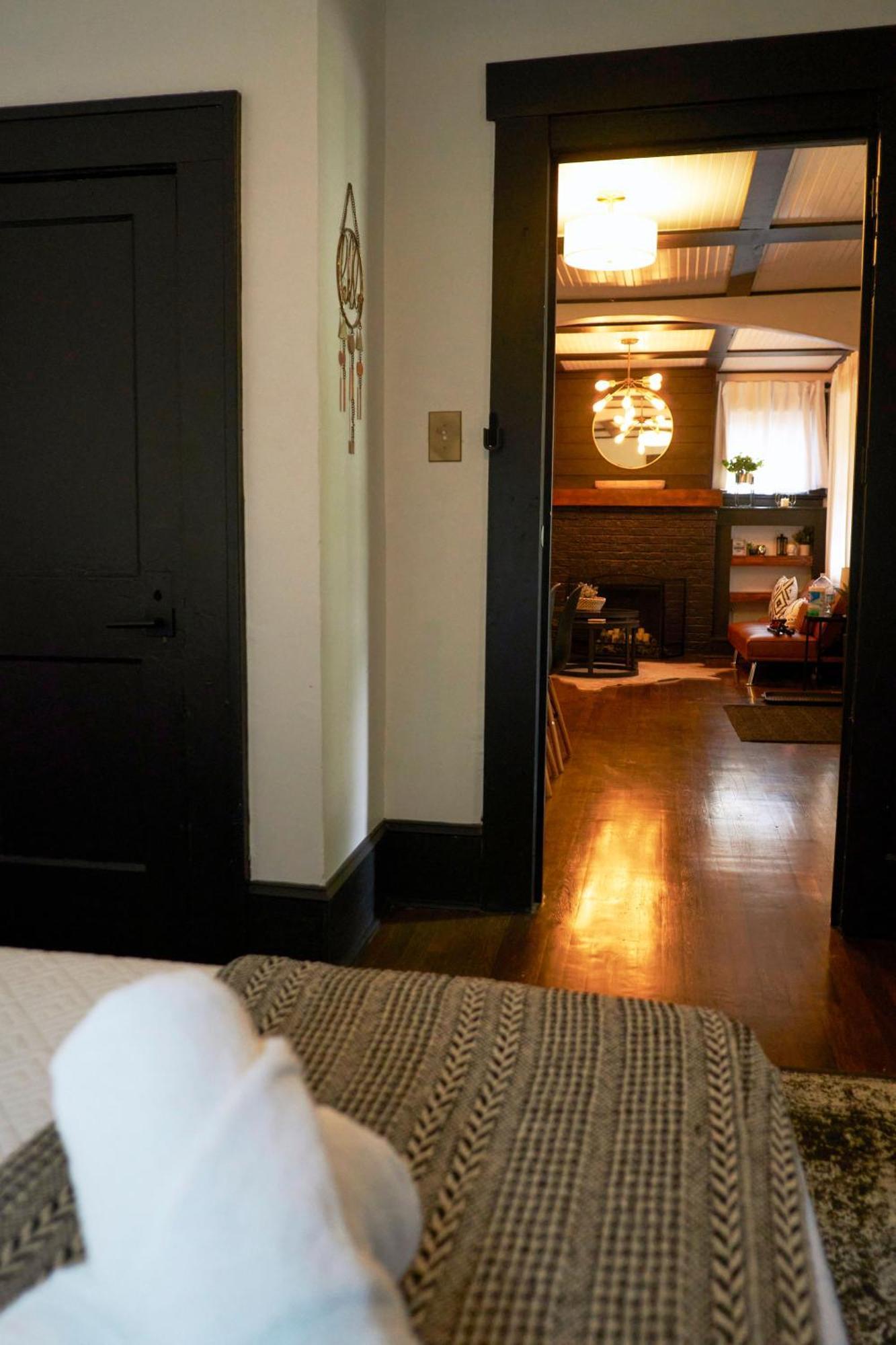 Cozy Atl Getaway - 5 Min From Airport & Downtown Villa Atlanta Exteriör bild