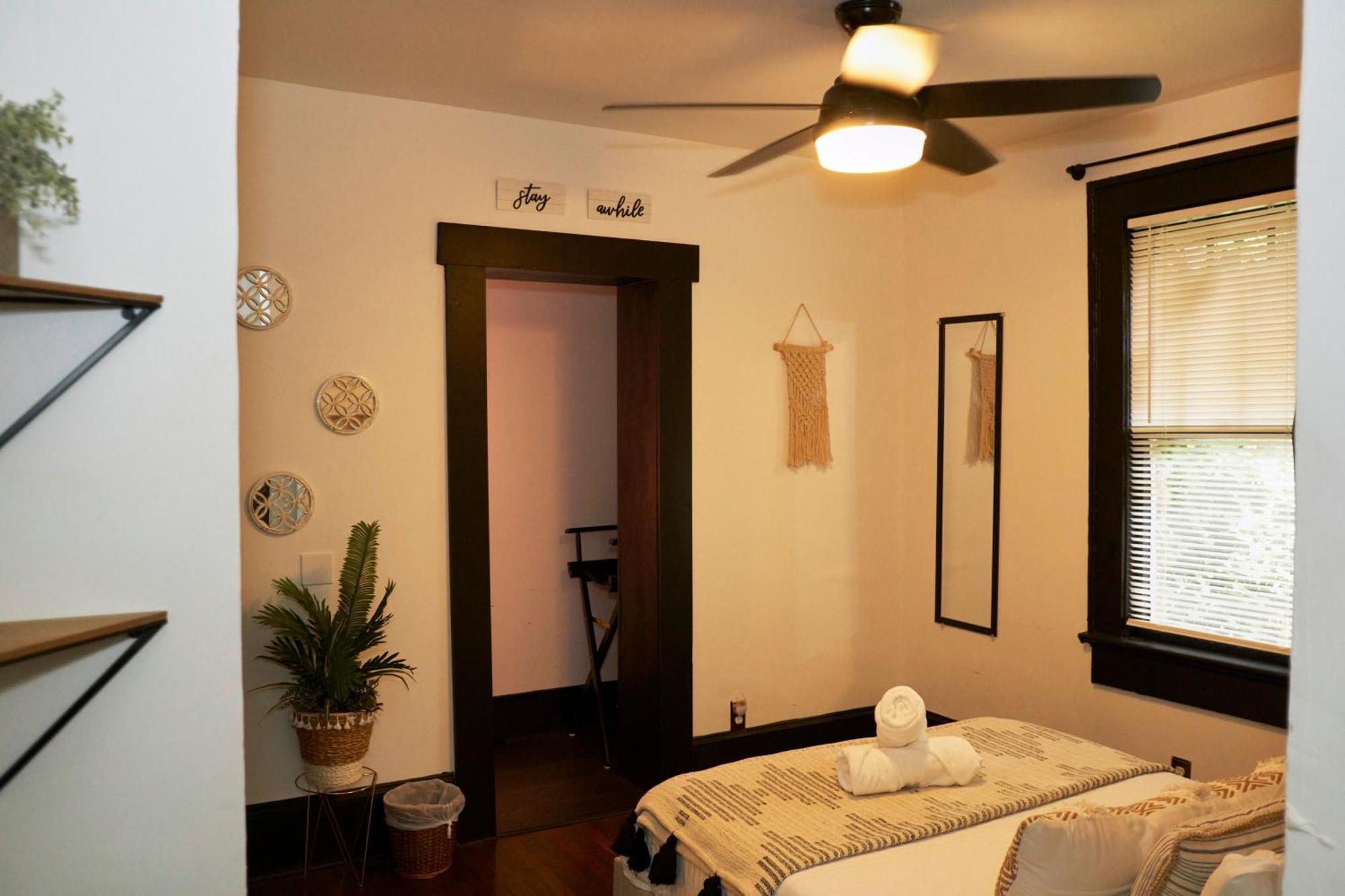 Cozy Atl Getaway - 5 Min From Airport & Downtown Villa Atlanta Exteriör bild
