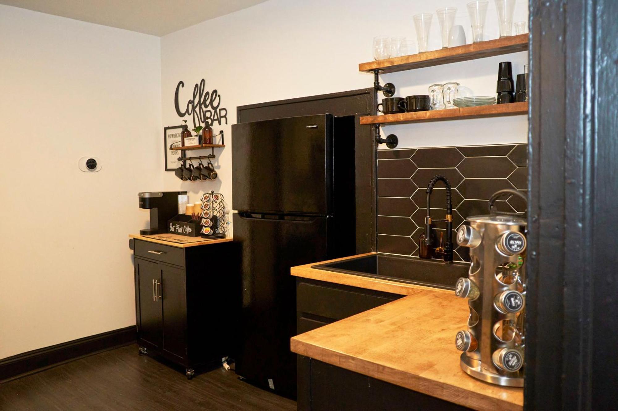 Cozy Atl Getaway - 5 Min From Airport & Downtown Villa Atlanta Exteriör bild