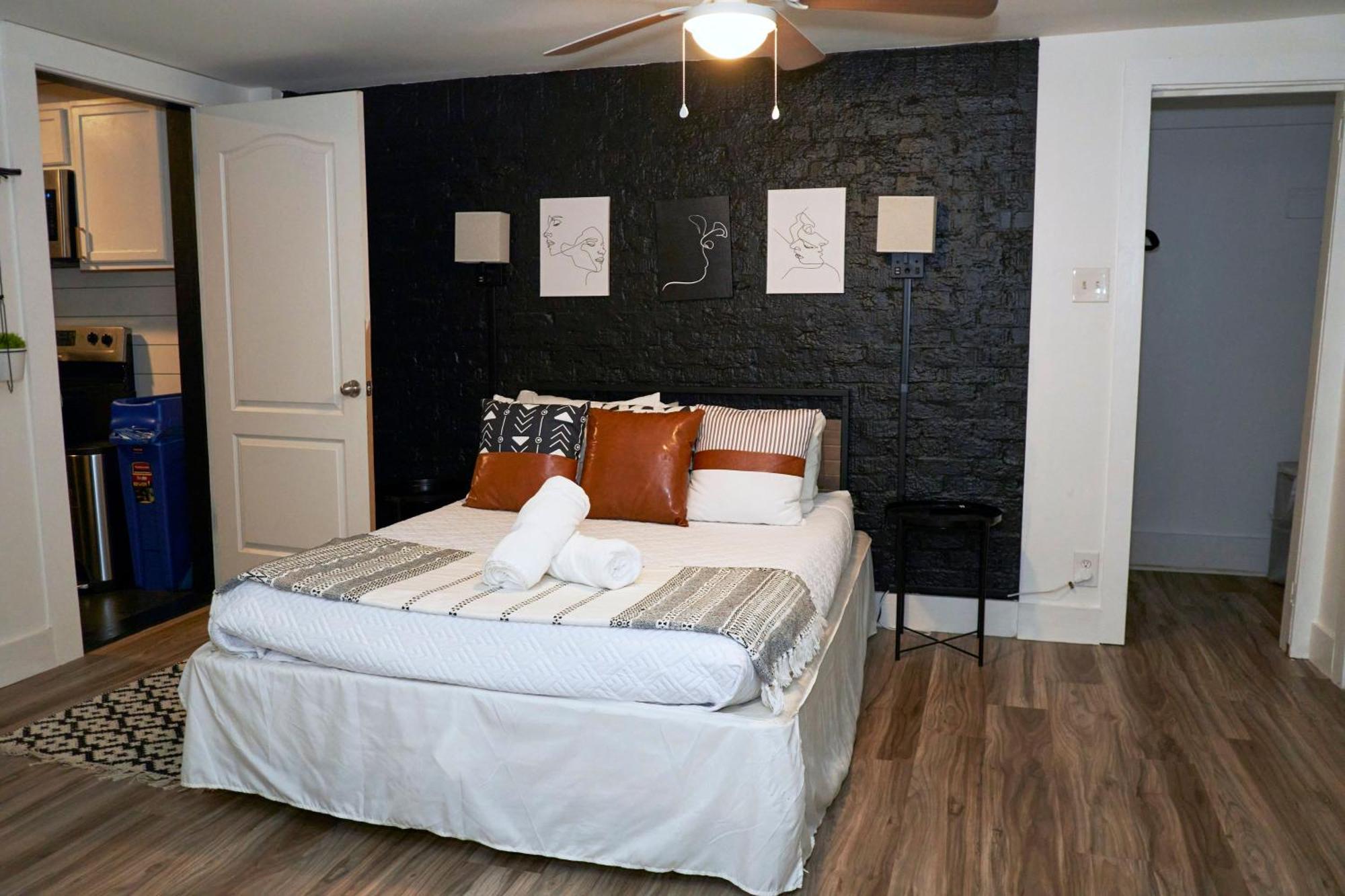Cozy Atl Getaway - 5 Min From Airport & Downtown Villa Atlanta Exteriör bild